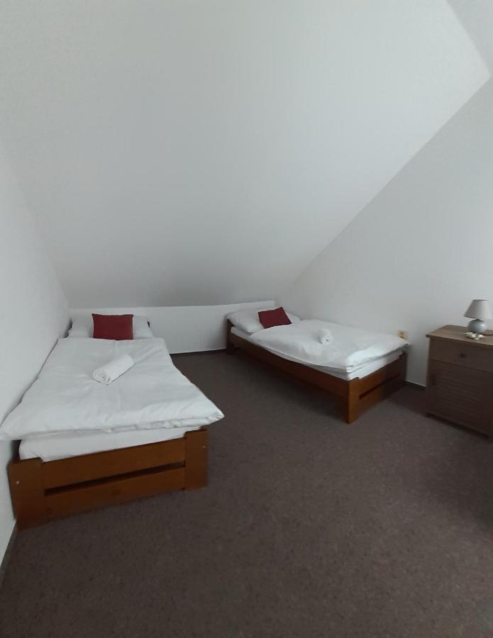 Rodinny Pension U Soudku Рудник Экстерьер фото